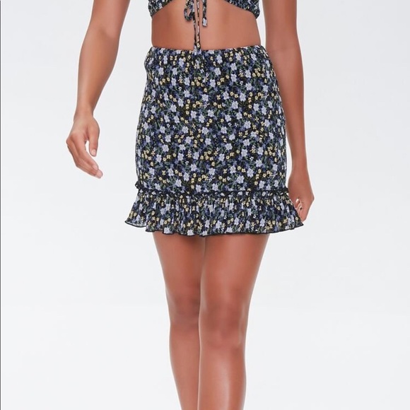 Forever 21 Floral Ruffled Mini-skirt - Picture 2 of 4